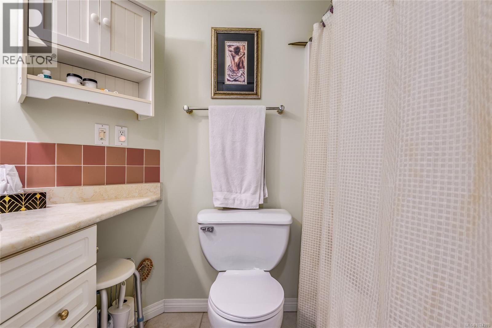 17 391 Erickson Rd, Campbell River