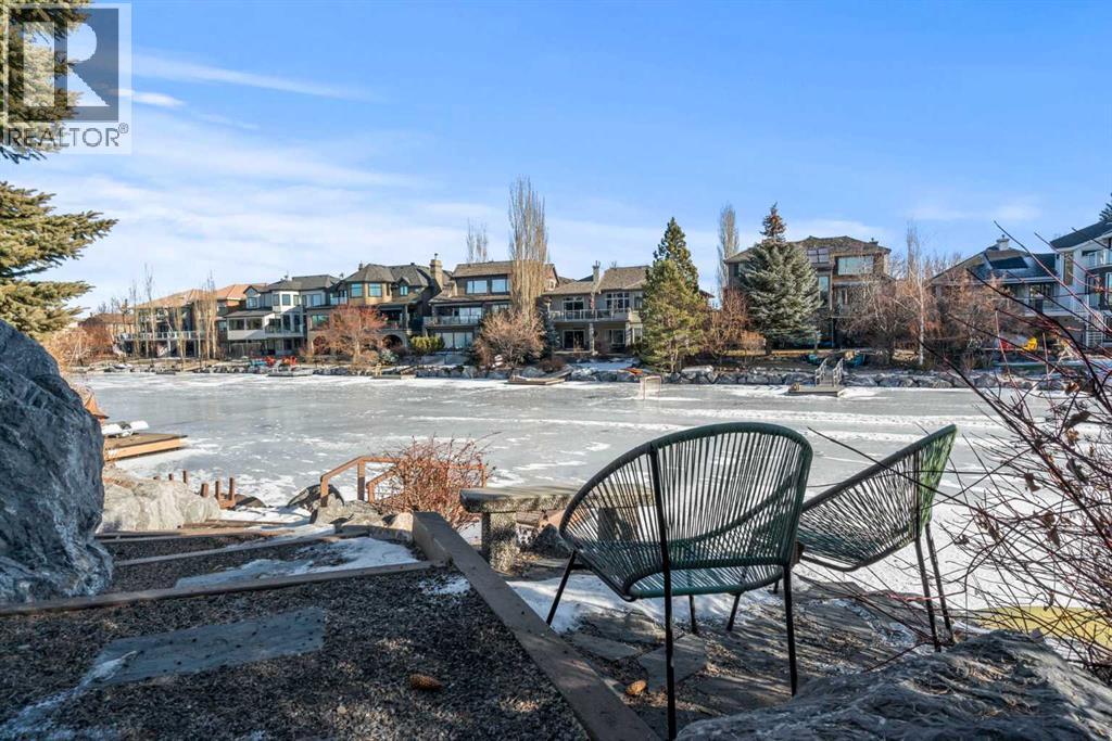 Single Family House Bungalow for Sale in  MCKENZIE LAKE Island SE McKenzie Lake Calgary 