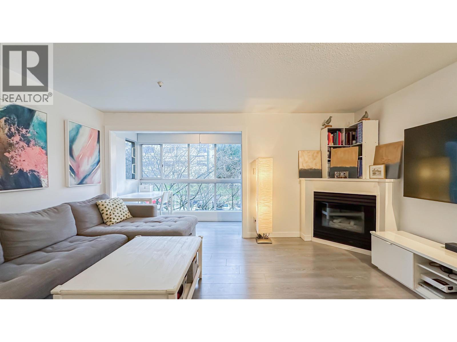 2211 WALL STREET, Vancouver