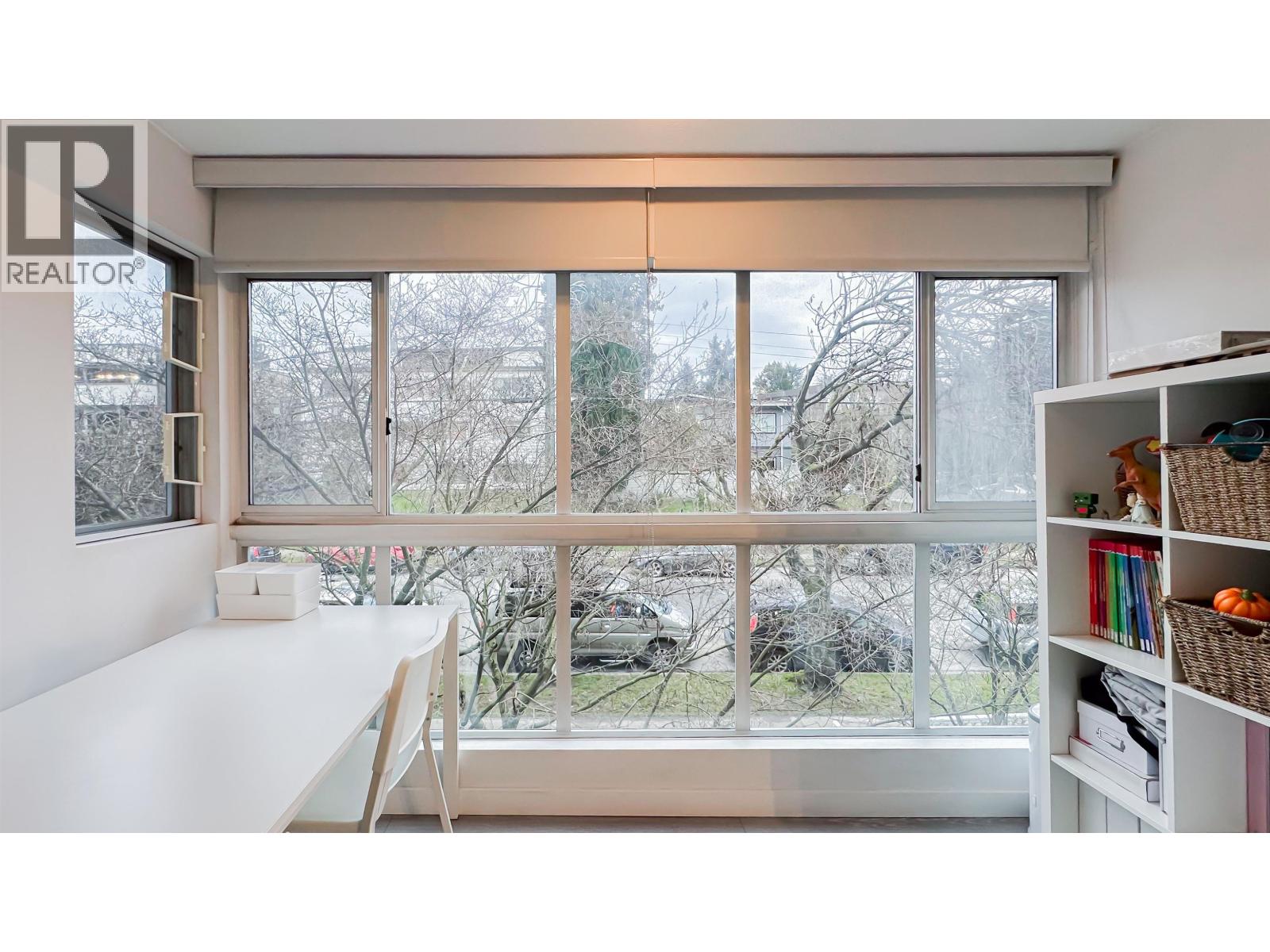 2211 WALL STREET, Vancouver