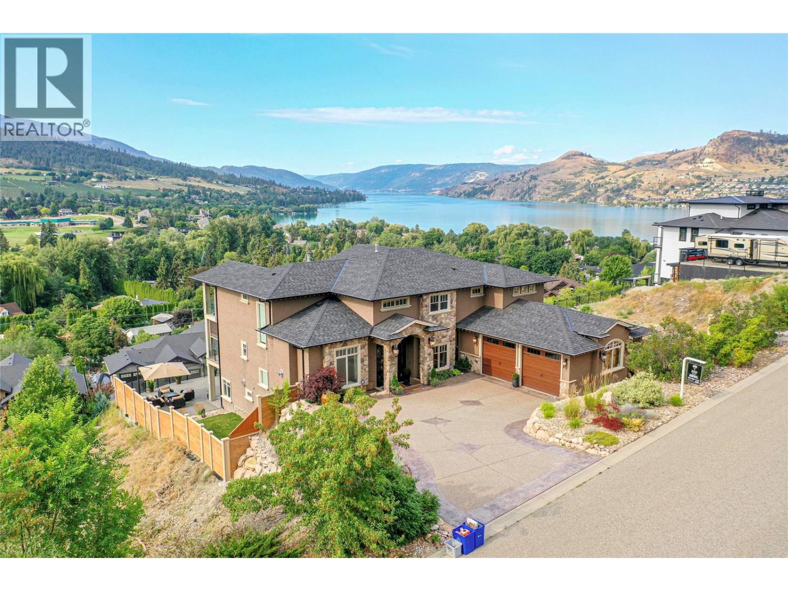 8784 Cortland Place, Coldstream