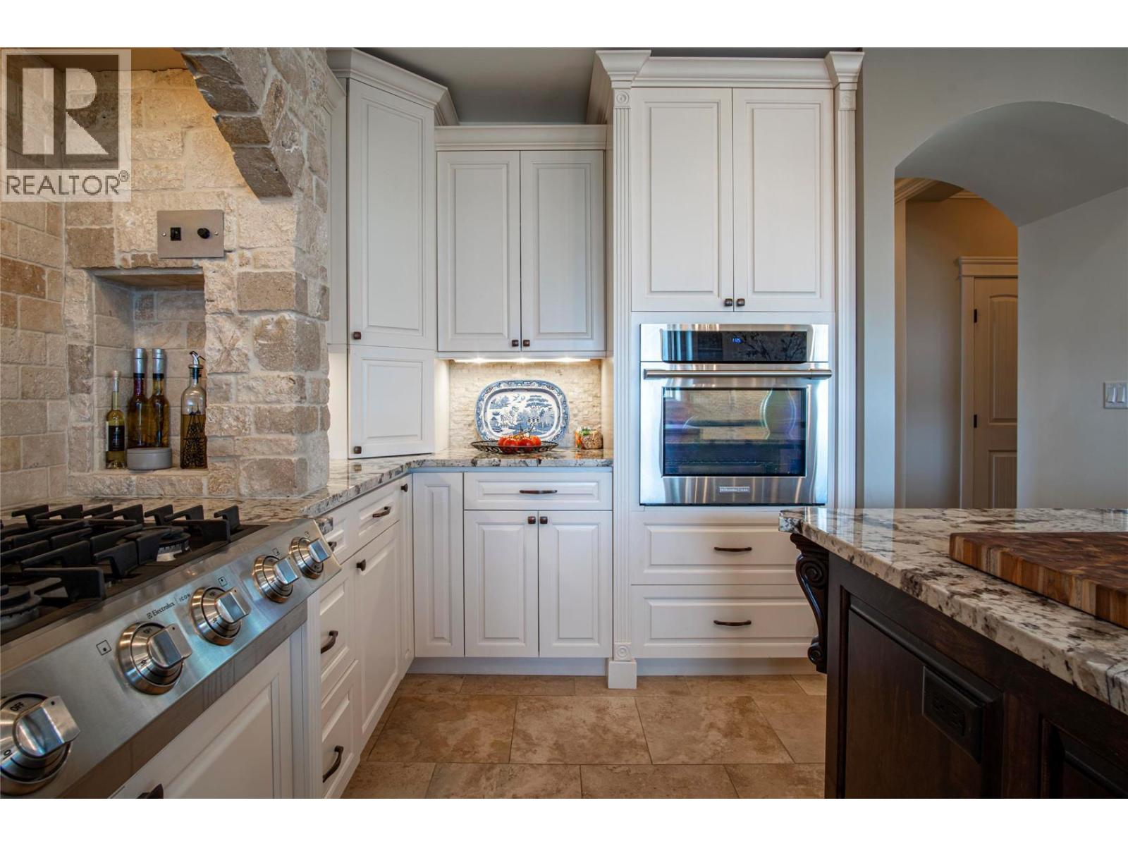 8784 Cortland Place, Coldstream