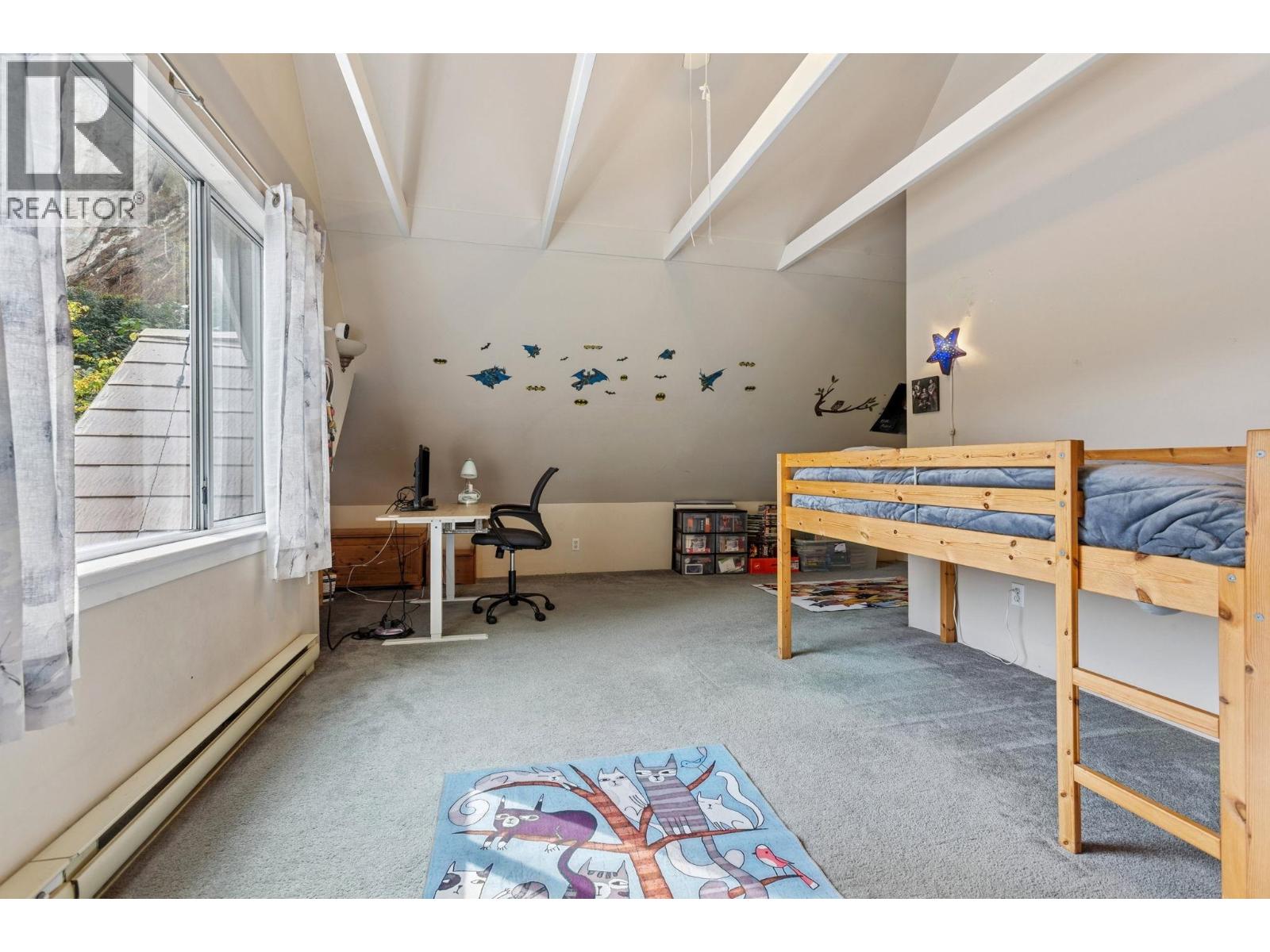 5607 EAGLE HARBOUR ROAD, West Vancouver