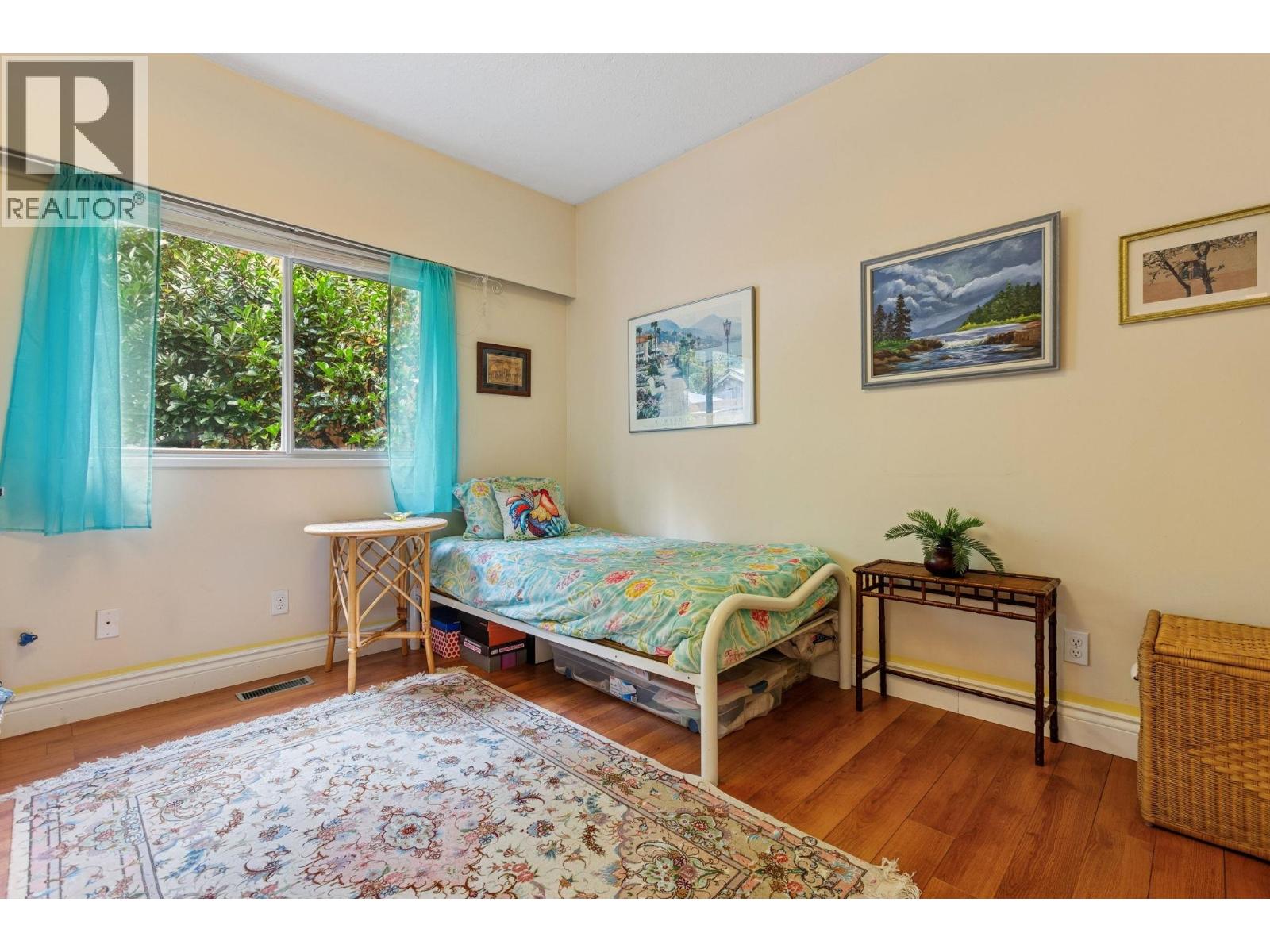 5607 EAGLE HARBOUR ROAD, West Vancouver