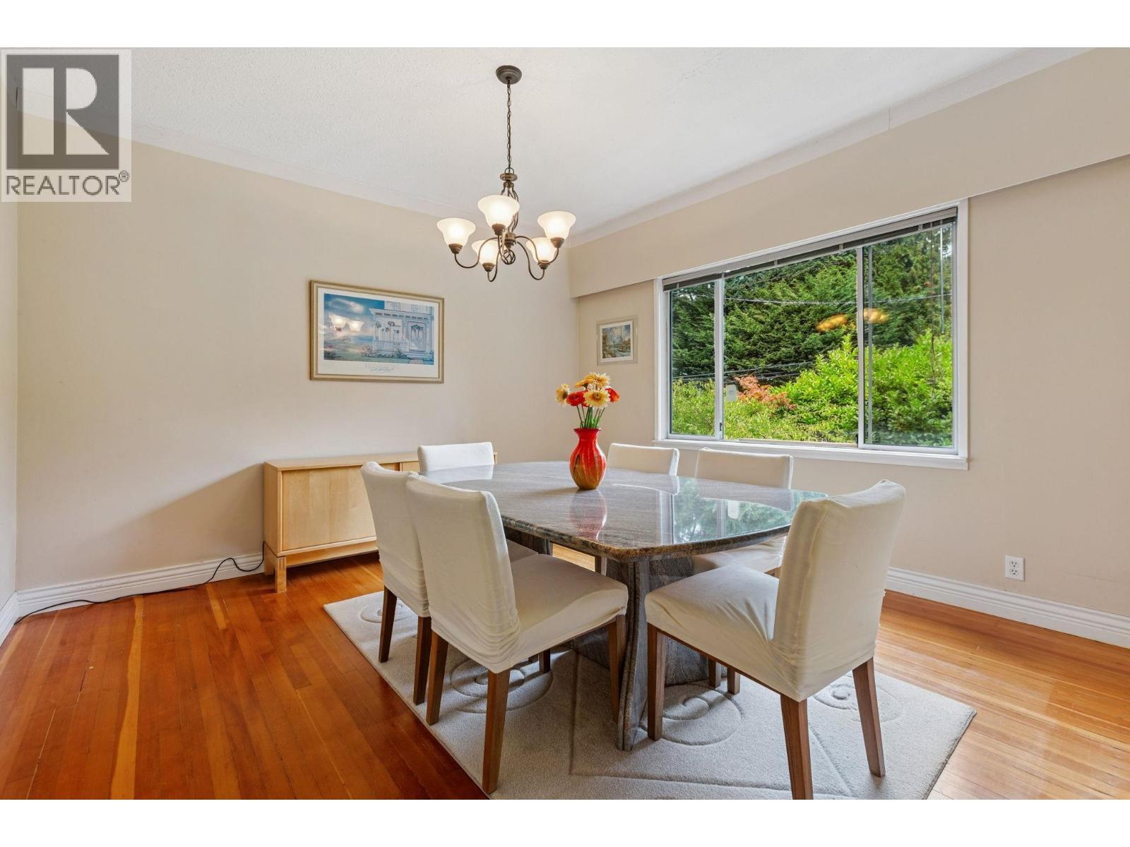 5607 EAGLE HARBOUR ROAD, West Vancouver