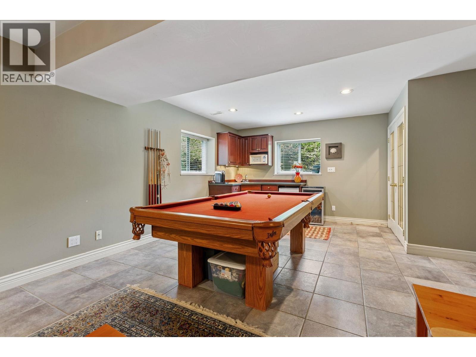 5607 EAGLE HARBOUR ROAD, West Vancouver