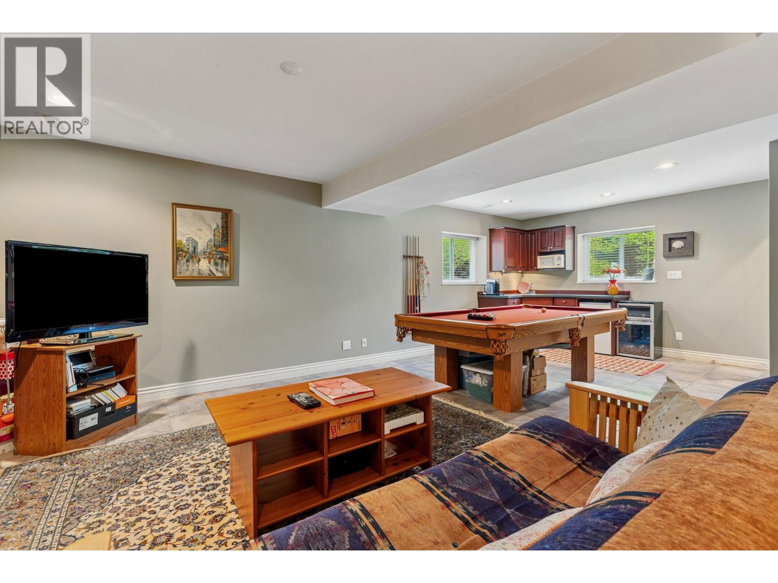 5607 EAGLE HARBOUR ROAD, West Vancouver