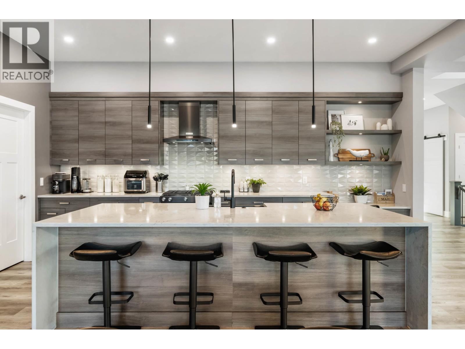 814 LEVIS STREET, Coquitlam