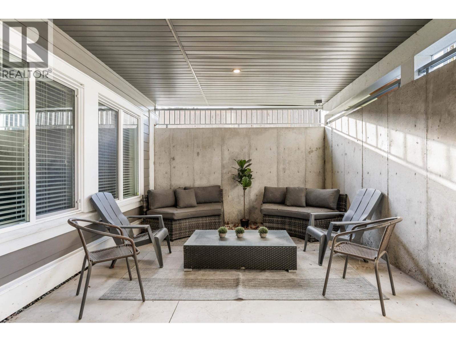 814 LEVIS STREET, Coquitlam