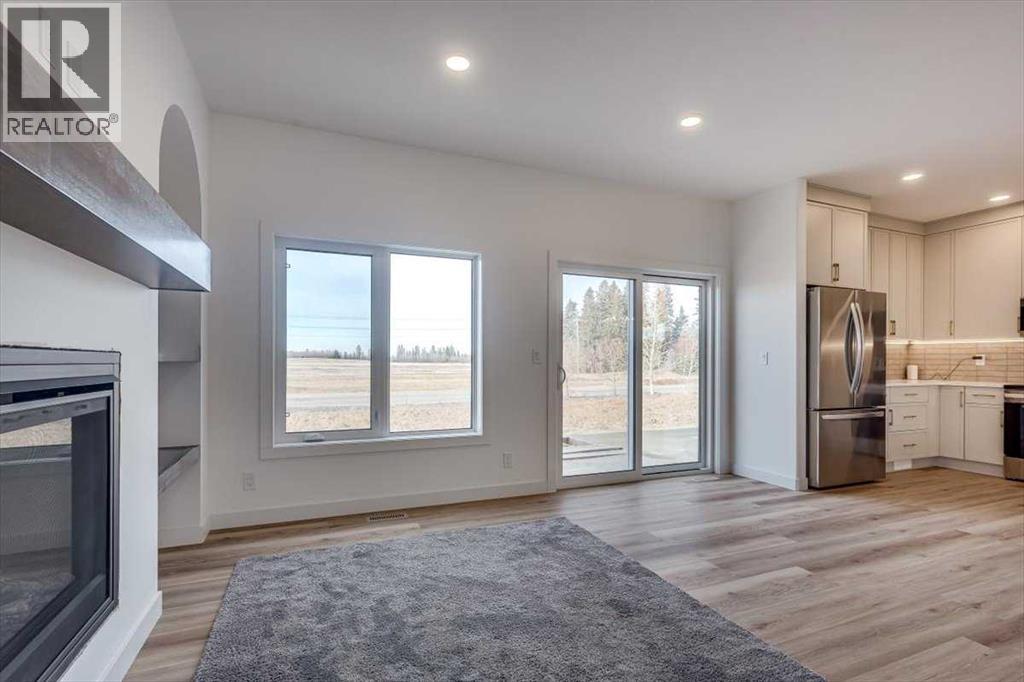 Single Family House Bi-level for Sale in  Emmett Crescent Evergreen Red Deer 