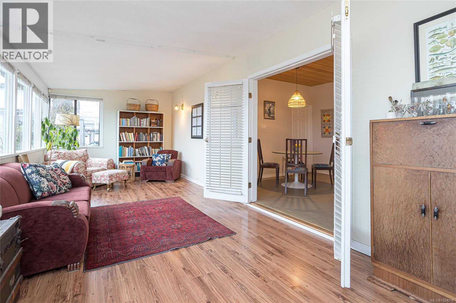 249 Victoria Rd, Nanaimo