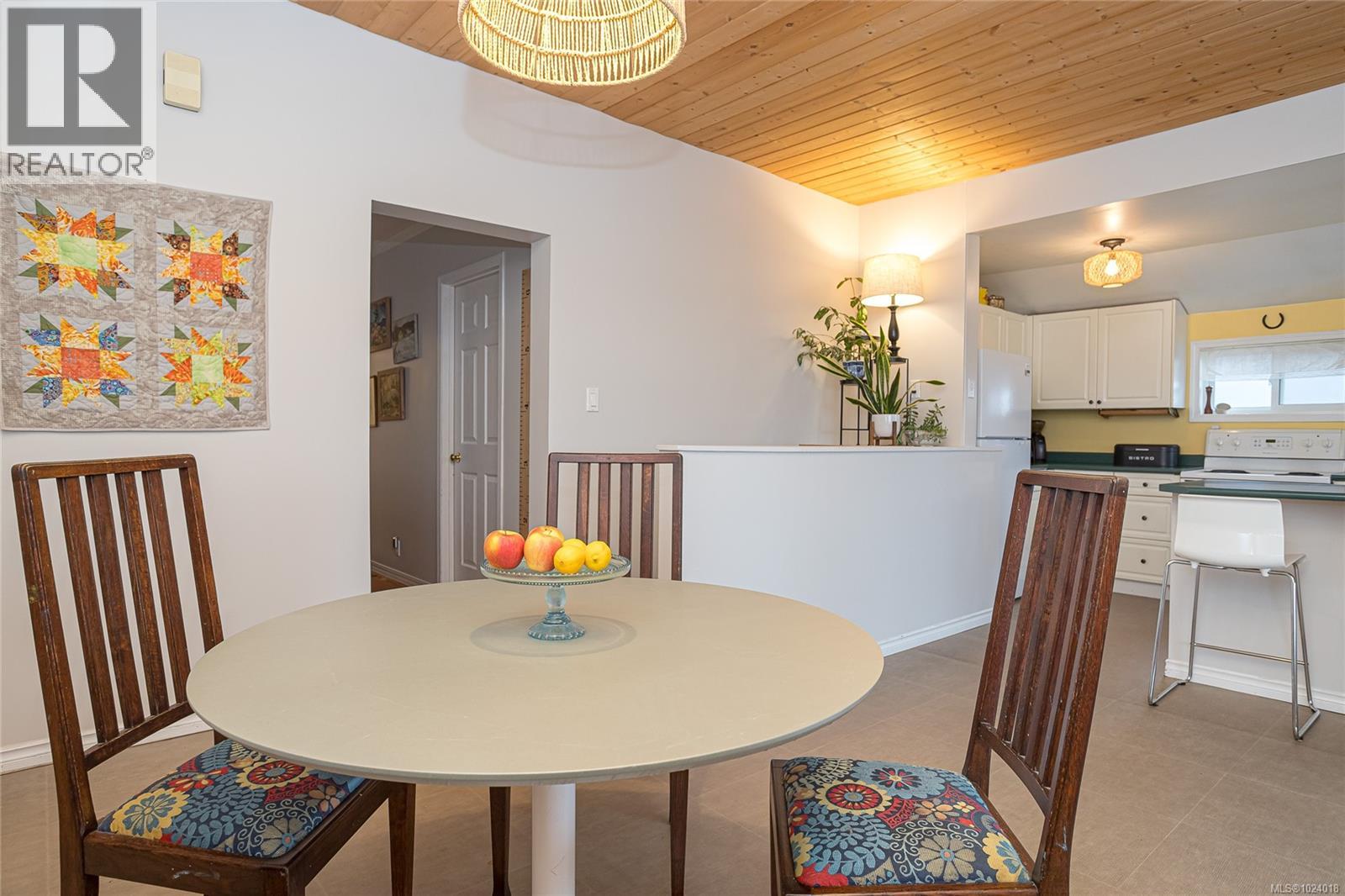 249 Victoria Rd, Nanaimo