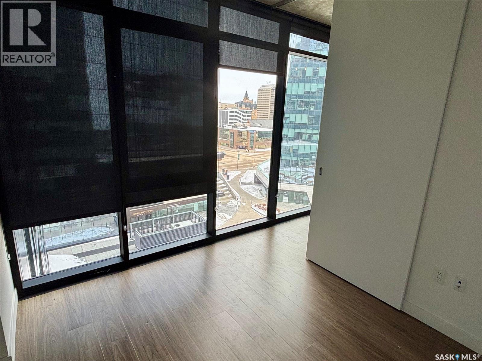 #804 490 2ND AVENUE S - 16