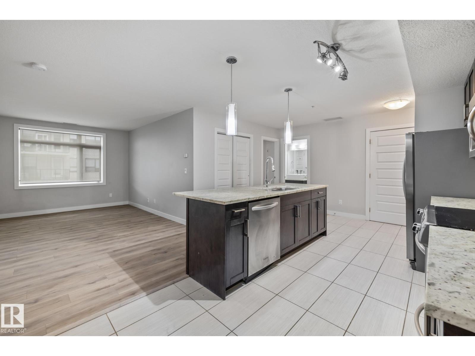 #810 5151 WINDERMERE BV SW, Edmonton