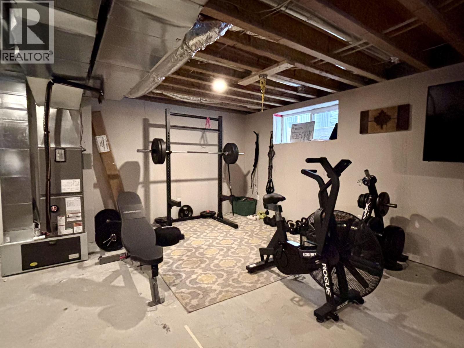 #9-4921 HALLIWELL Avenue, Terrace