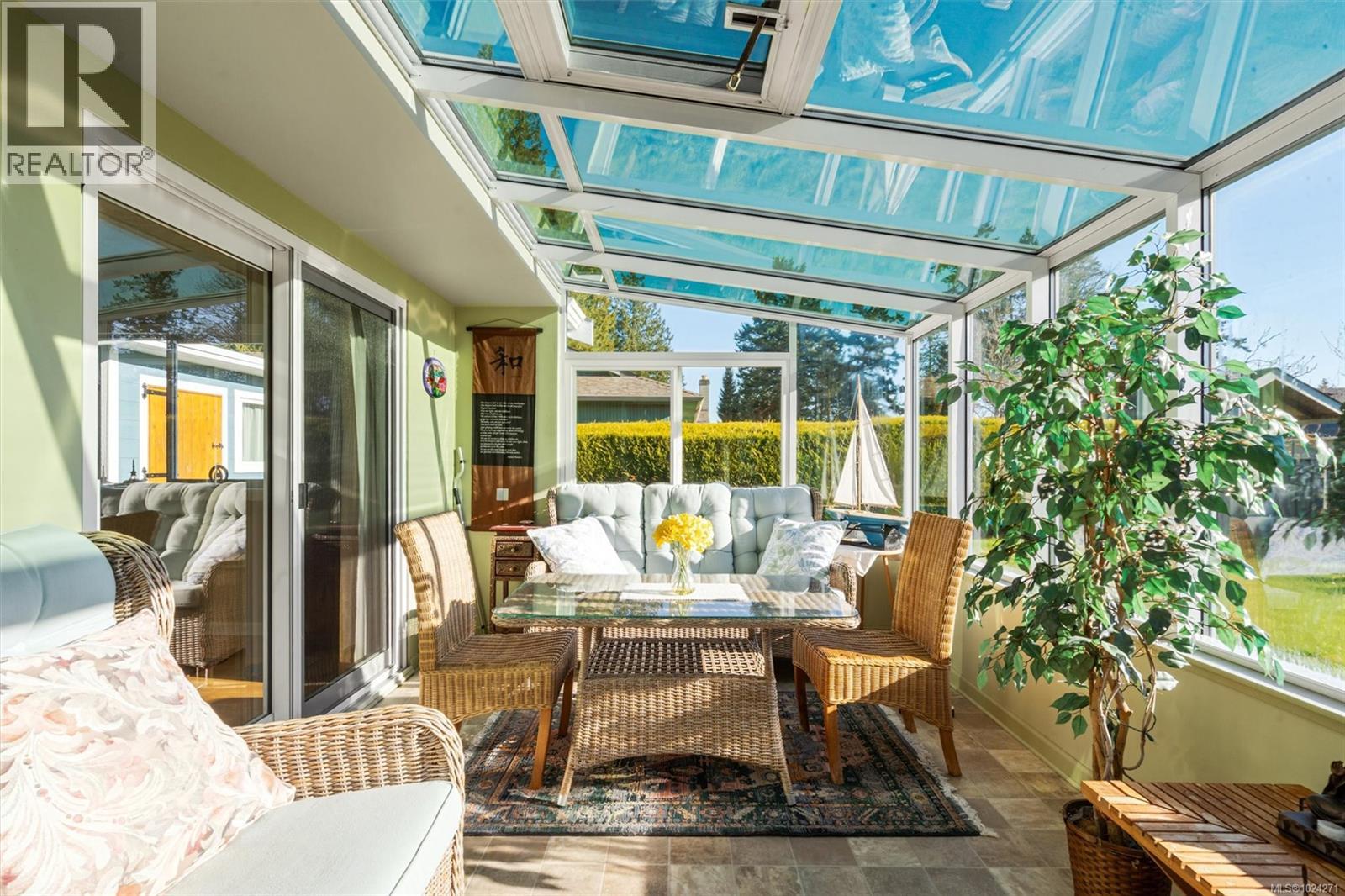 2617 Lancelot Pl, Central Saanich