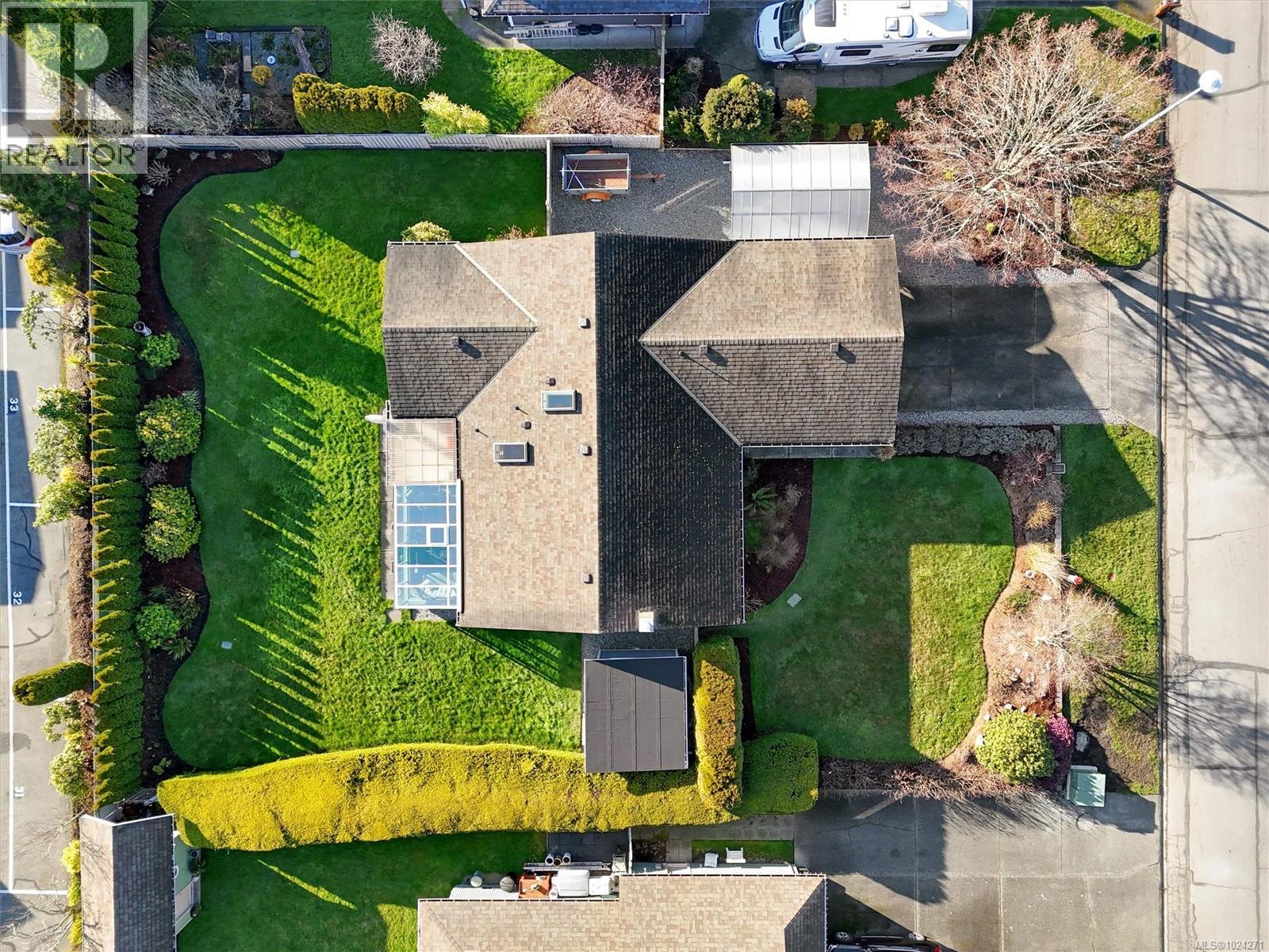 2617 Lancelot Pl, Central Saanich