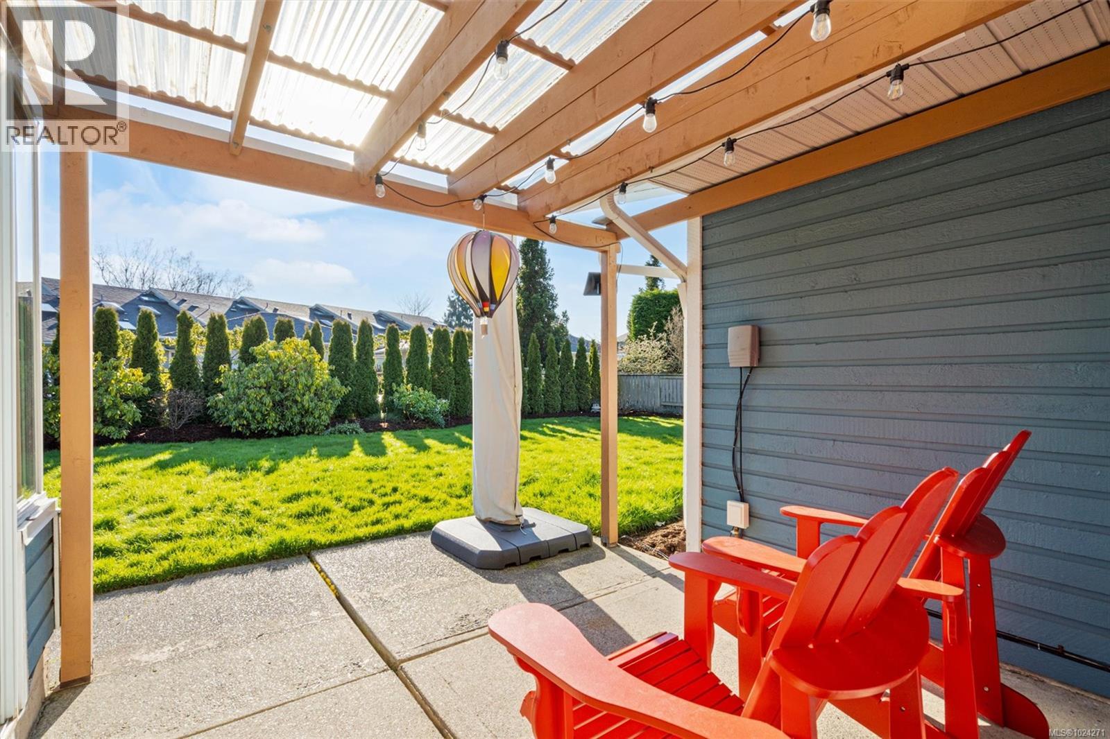 2617 Lancelot Pl, Central Saanich