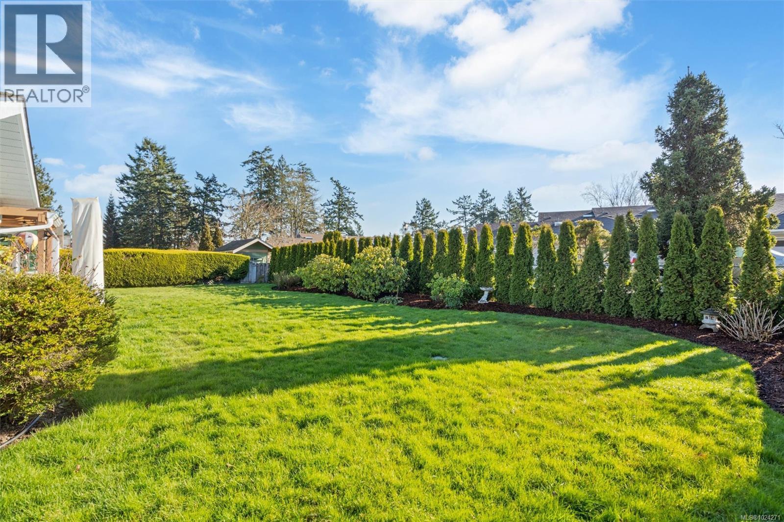 2617 Lancelot Pl, Central Saanich