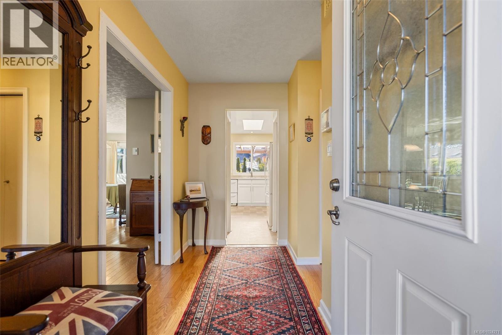 2617 Lancelot Pl, Central Saanich