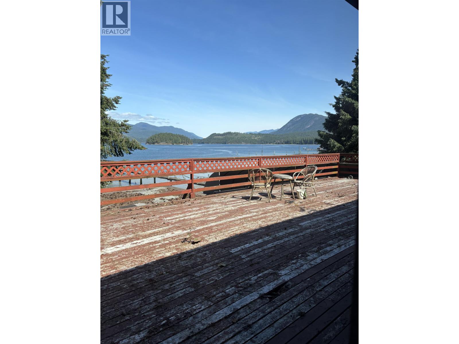 5591 DELTA ROAD, Sechelt