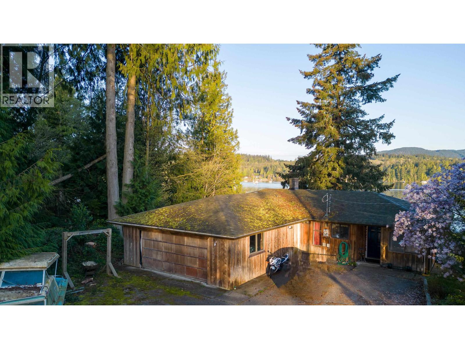 5591 DELTA ROAD, Sechelt