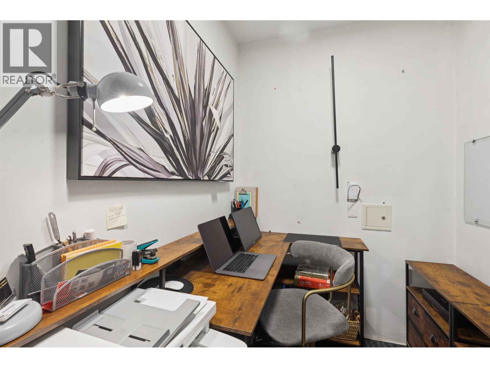 300 1966 COQUITLAM AVENUE, Port Coquitlam