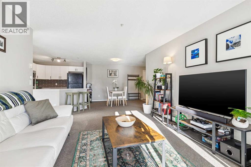 Single Family House for Sale in   Royal Birch Boulevard Royal Oak Calgary 