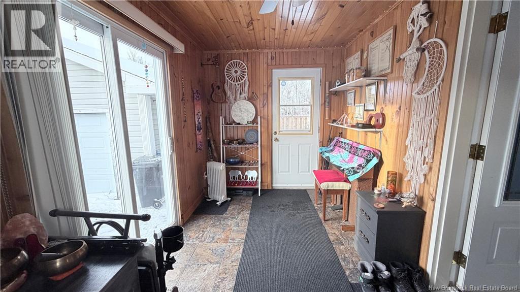 196 CASWELL STREET - 3