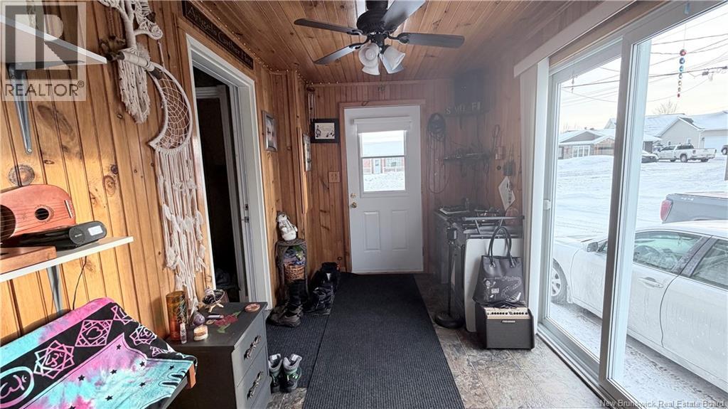 196 CASWELL STREET - 4