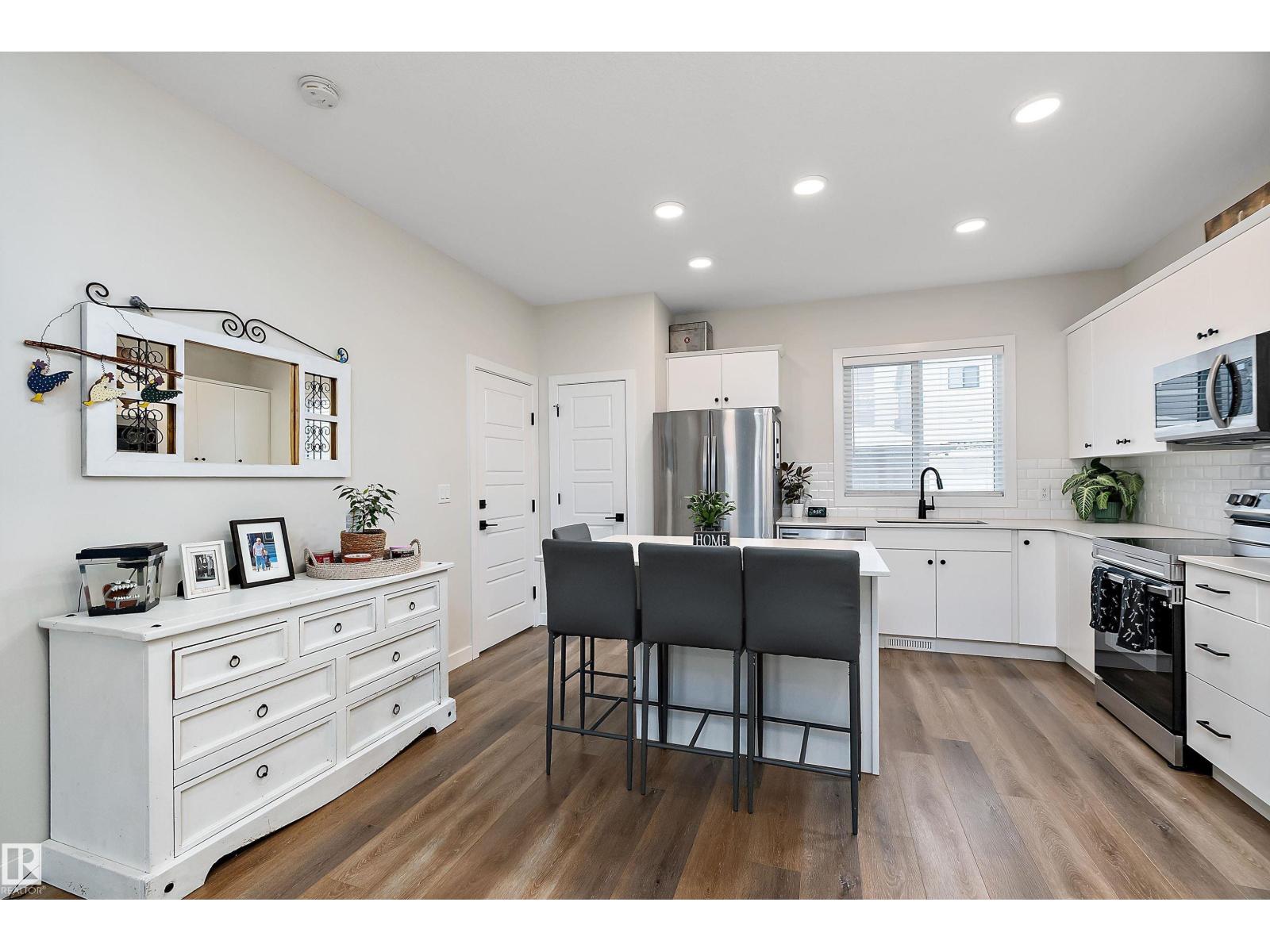 17 EMERALD WY, Spruce Grove