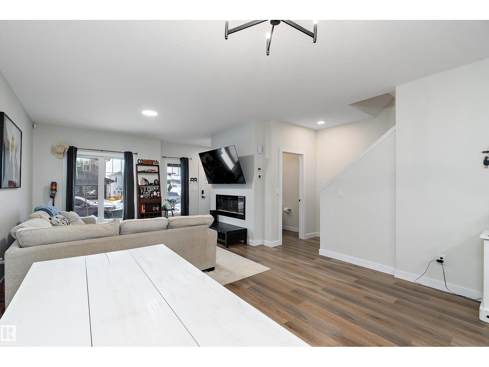 17 EMERALD WY, Spruce Grove