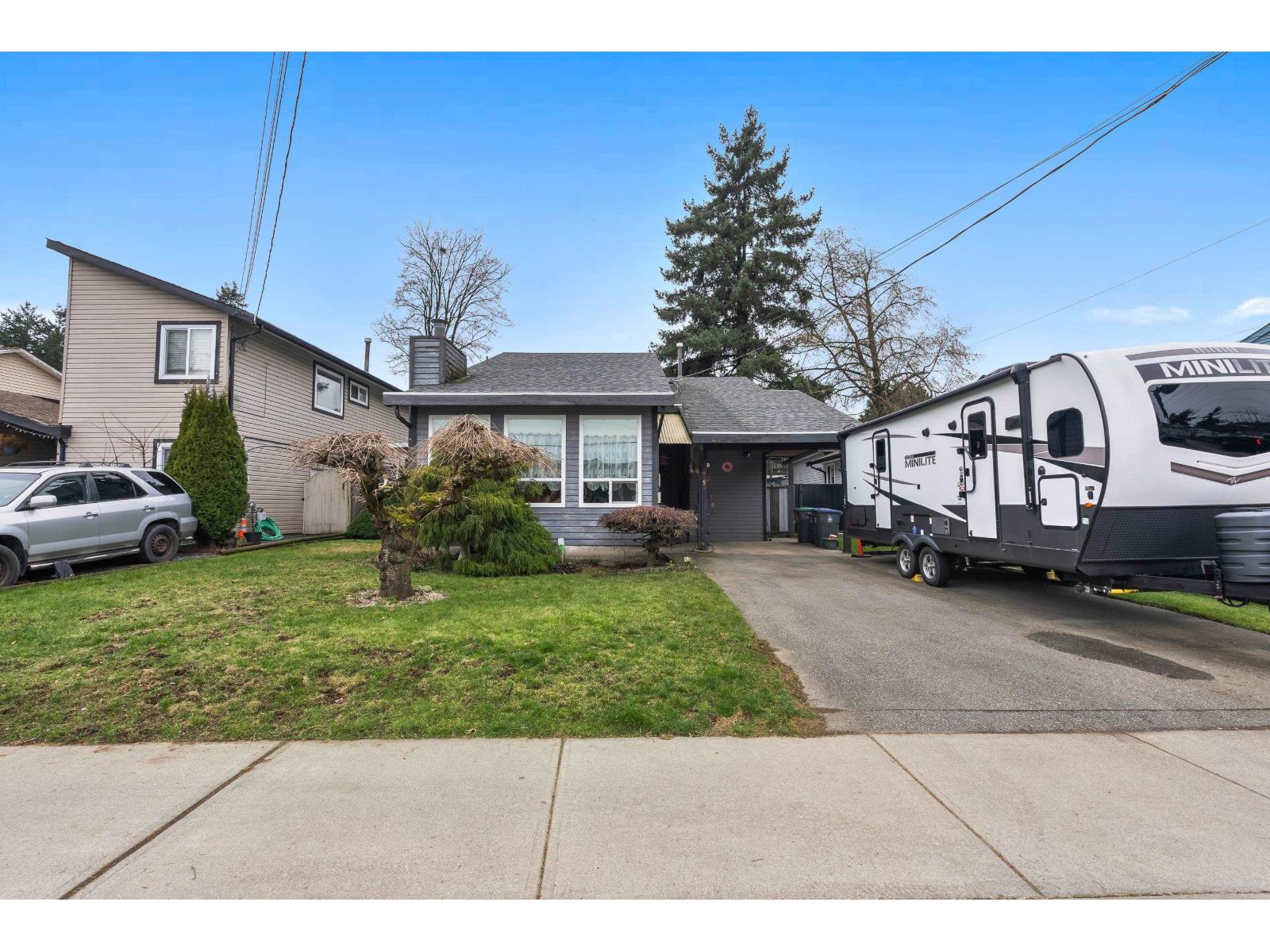 8153 122A Street - photo 2
