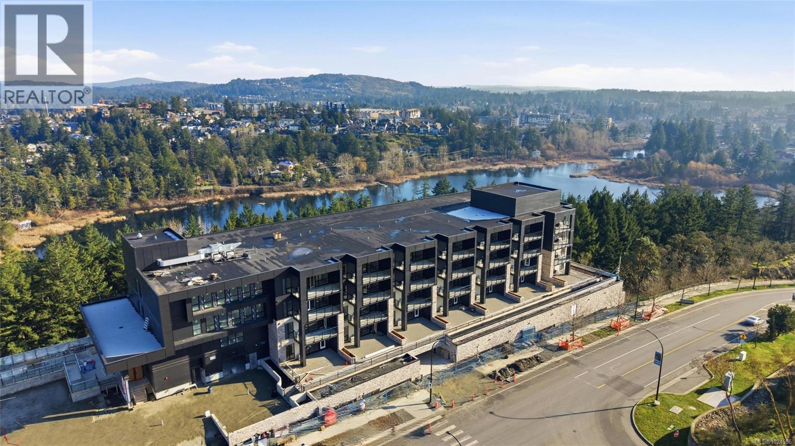 103 2341 Bear Mountain Pkwy, Langford