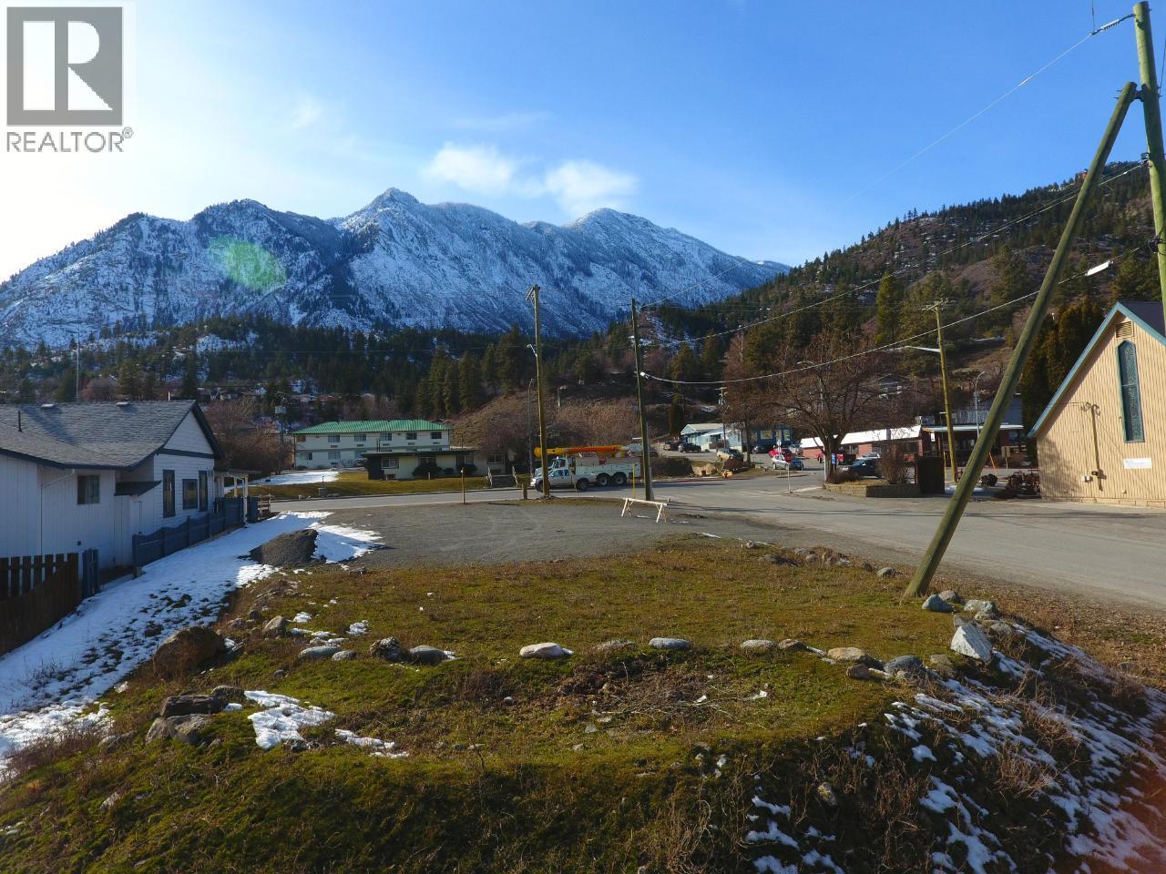 818 MAIN Street - Photo 2 of 18, Lillooet, British Columbia