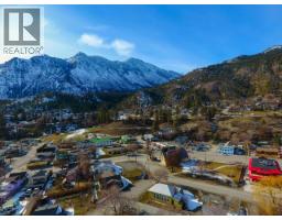 818 Main Street, Lillooet, BC V0K1V0 Photo 12