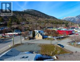 818 Main Street, Lillooet, BC V0K1V0 Photo 14