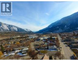 818 Main Street, Lillooet, BC V0K1V0 Photo 9