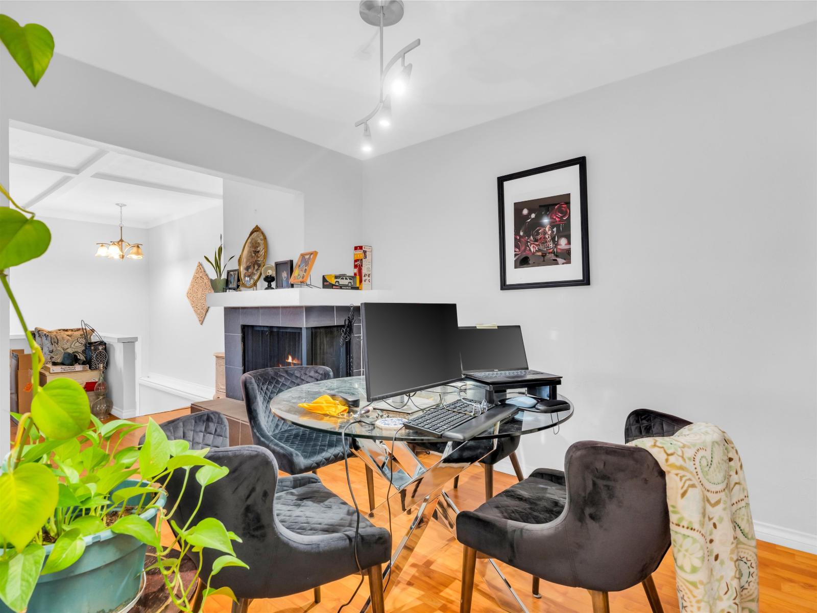 852 STEVENS STREET, White Rock