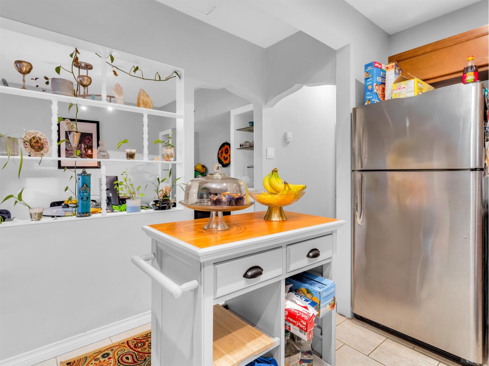 852 STEVENS STREET, White Rock