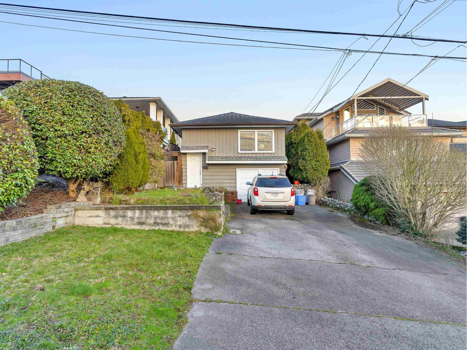 852 STEVENS STREET, White Rock