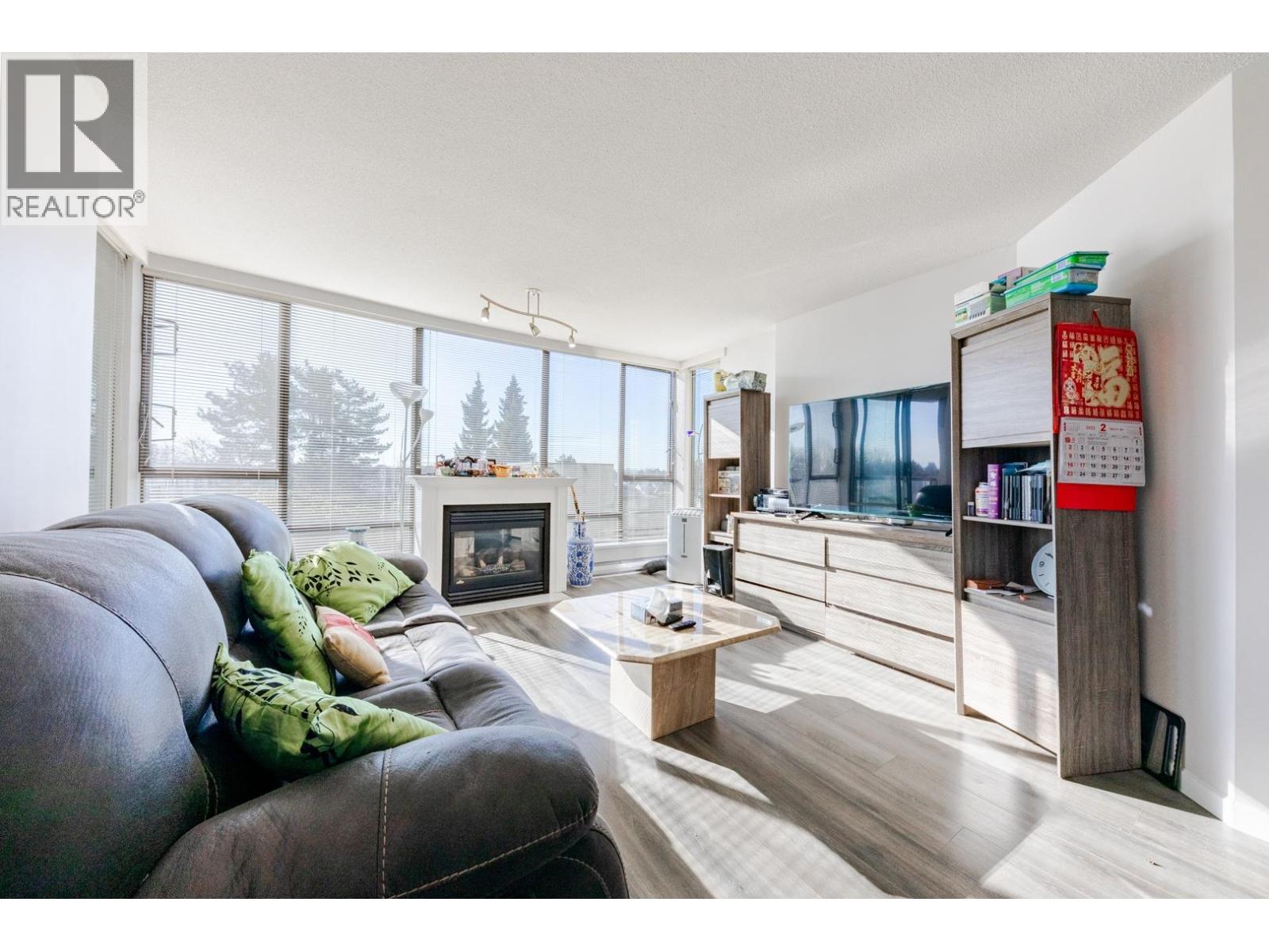 #708-8180 GRANVILLE Avenue, Richmond