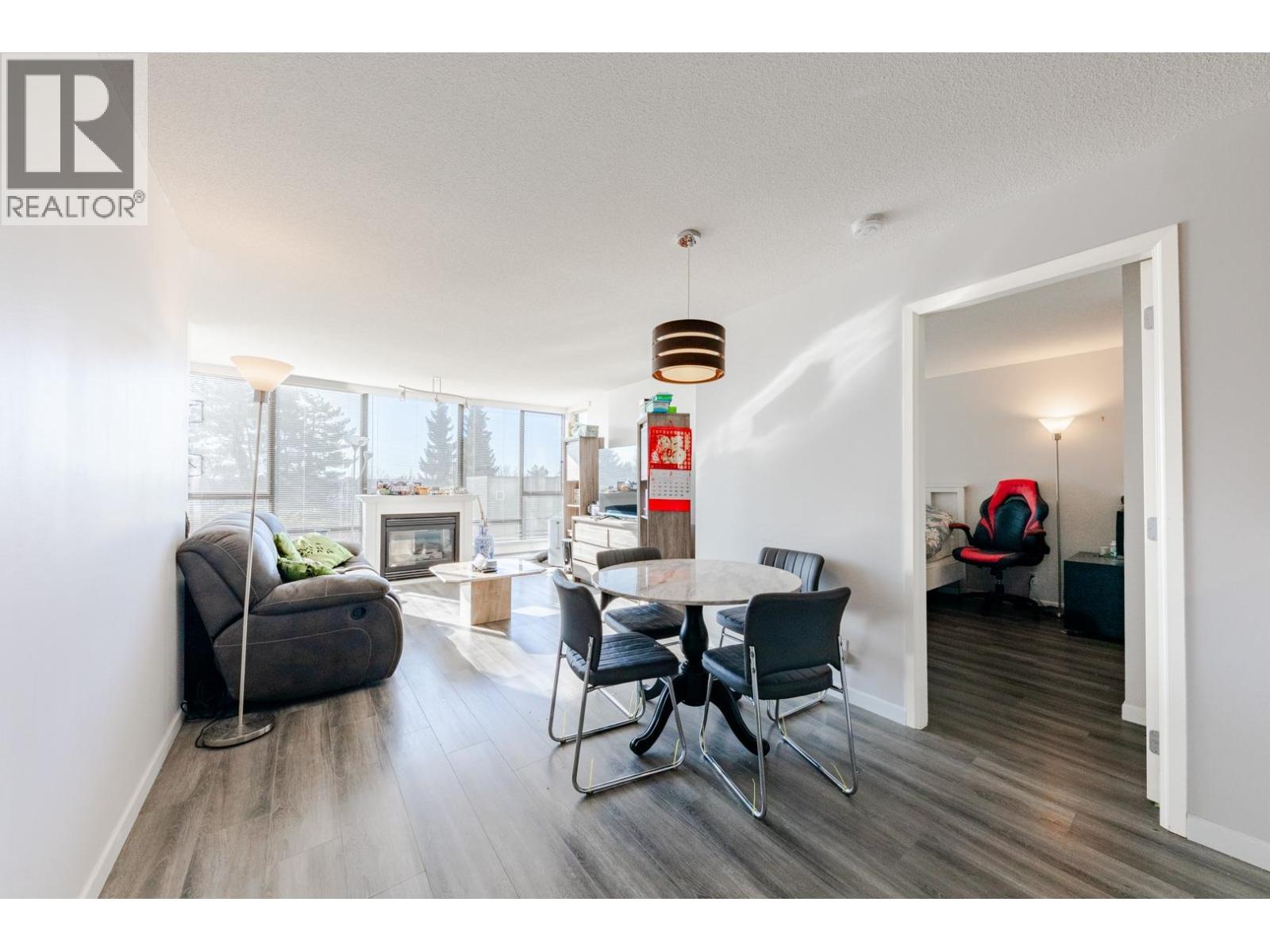 #708-8180 GRANVILLE Avenue, Richmond