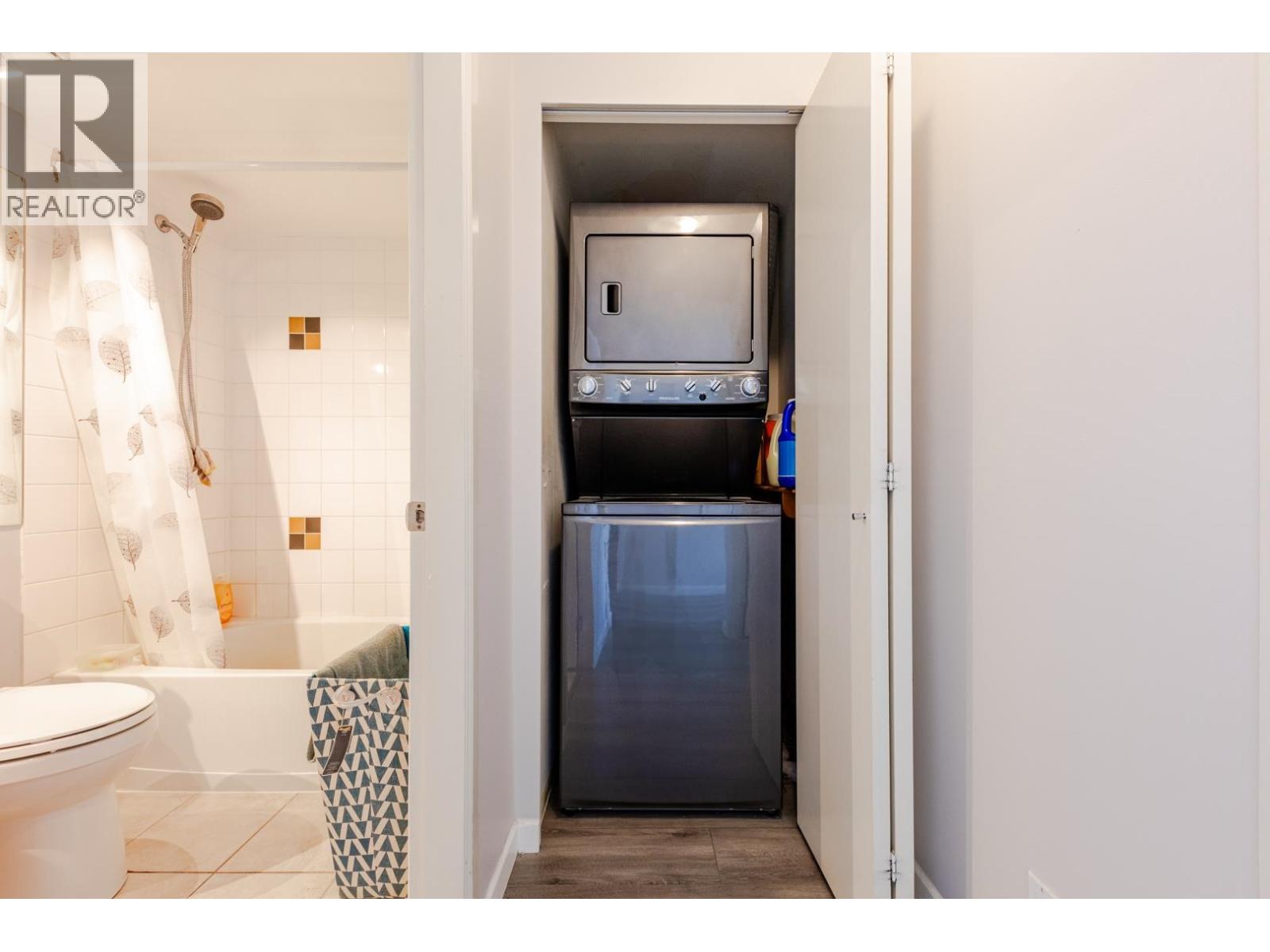 #708-8180 GRANVILLE Avenue, Richmond