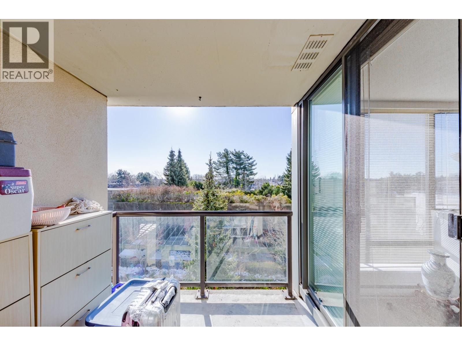 #708-8180 GRANVILLE Avenue, Richmond