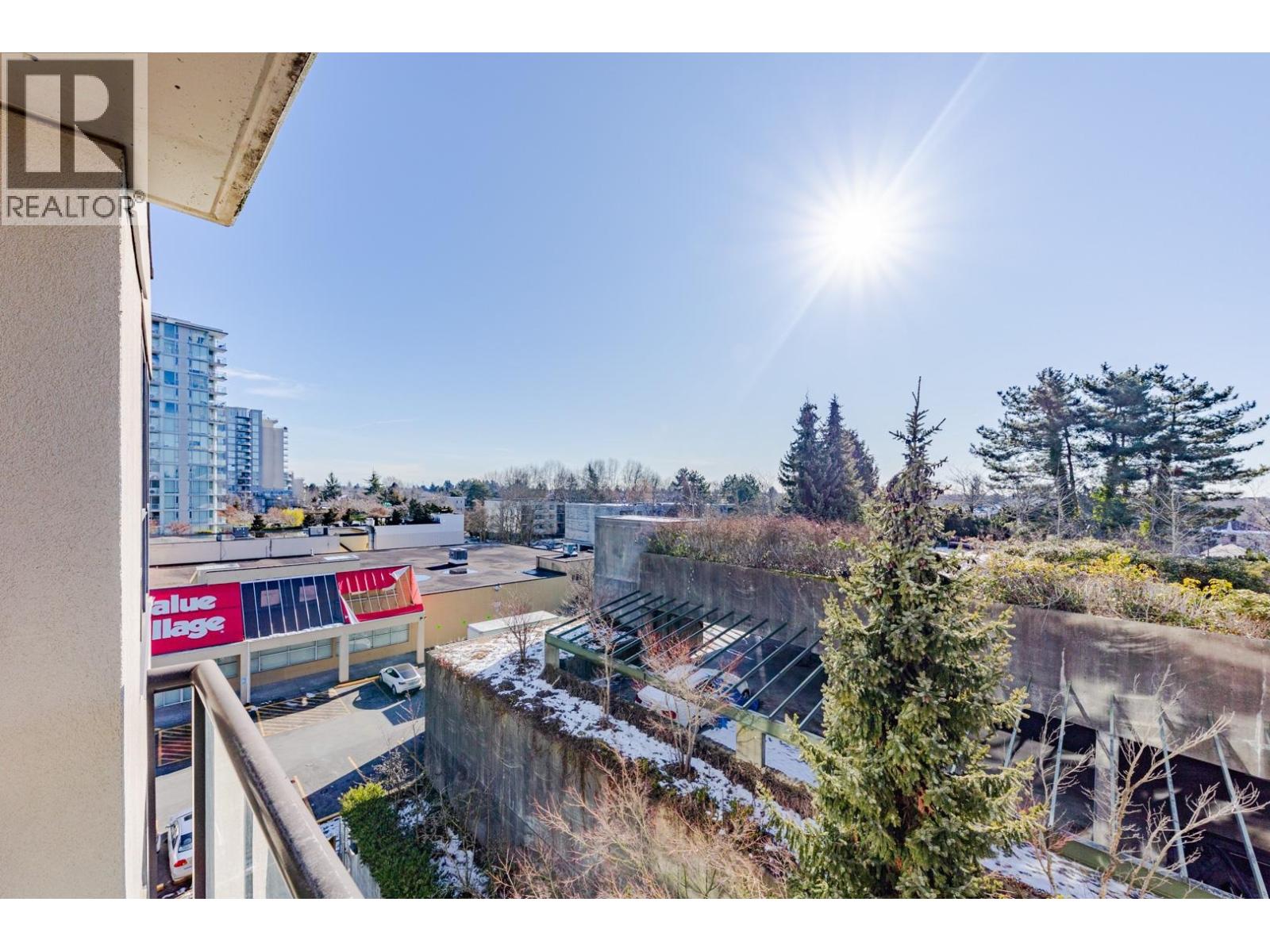 #708-8180 GRANVILLE Avenue, Richmond