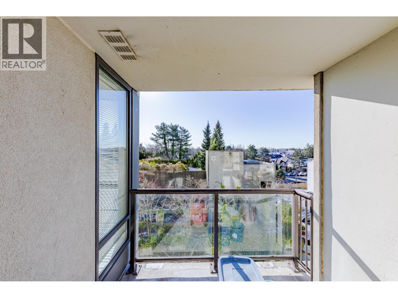 #708-8180 GRANVILLE Avenue, Richmond