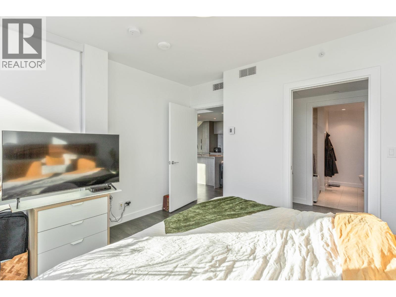 2306 1500 FERN STREET, North Vancouver