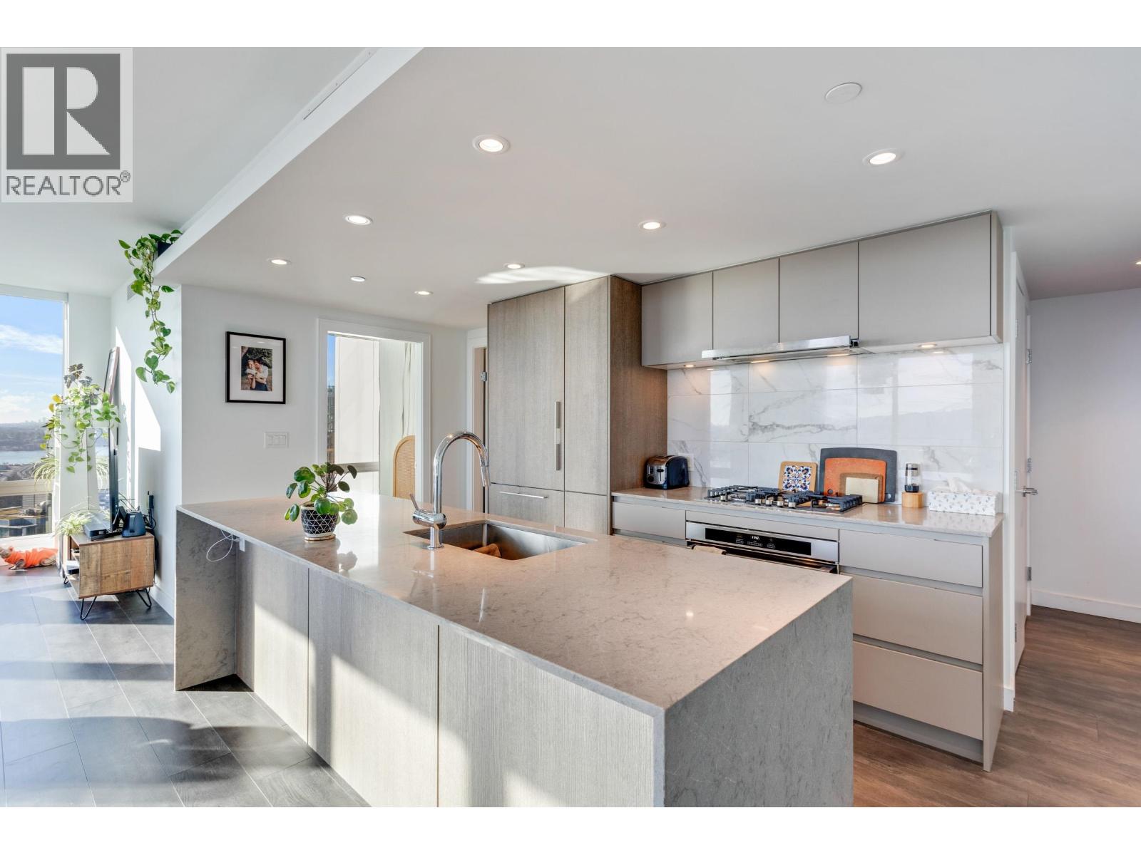 2306 1500 FERN STREET, North Vancouver