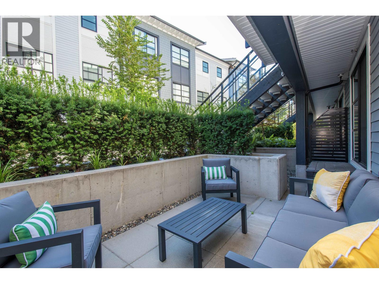 118 2045 HERITAGE PARK LANE, North Vancouver